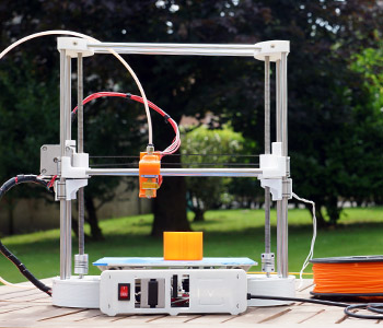 L’imprimante 3D dagoma discovery 200 est à monter soi-même pour 300€ !